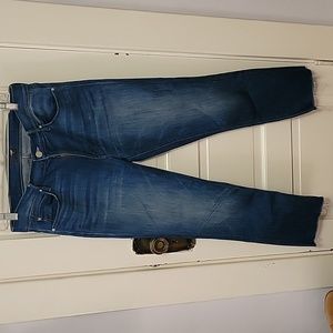 Mother Dazzler, midrise crop fray jeans